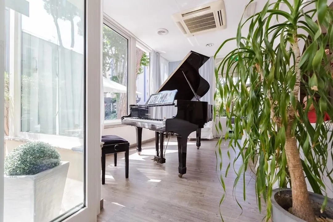 Hotel Arlecchino Riccione 3*,